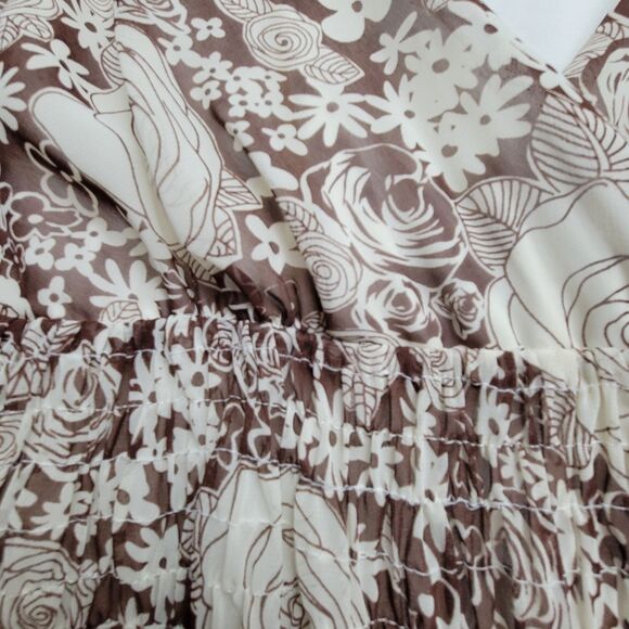 B. Smart V-Neck Brown Cream Floral Dress Size 6 - Picture 9 of 11